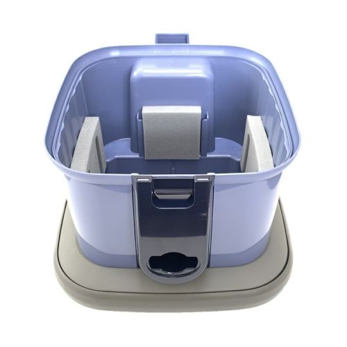 日立業務用掃除機CV-G2用部品 シタケース組立